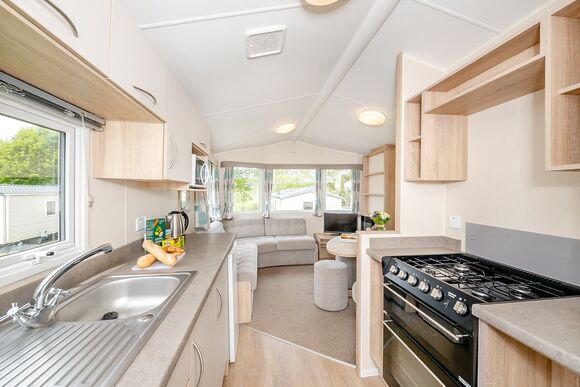 Oynx - Newlands Holiday Park, Charmouth