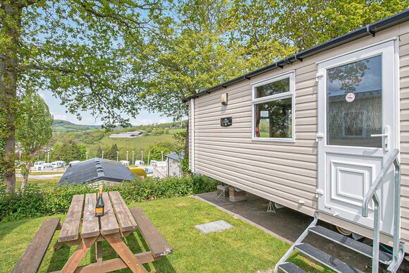 Dorset Diamond - Newlands Holiday Park, Charmouth