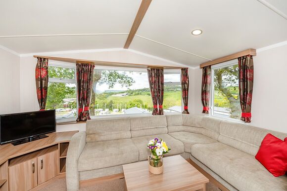 Dorset Diamond - Newlands Holiday Park, Charmouth