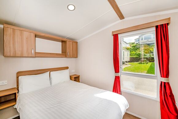 Dorset Diamond - Newlands Holiday Park, Charmouth