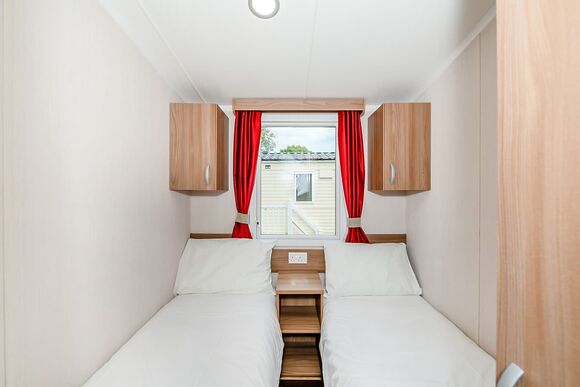 Dorset Diamond - Newlands Holiday Park, Charmouth