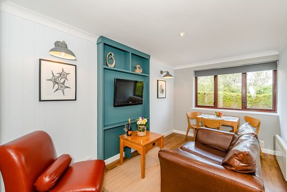 Dorset Jade - Newlands Holiday Park, Charmouth