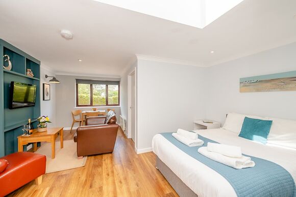 Dorset Jade - Newlands Holiday Park, Charmouth