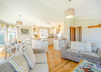 Ash Lodge - New Oaks Farm Lodges, West Lydford, Nr Glastonbury