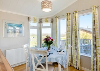 Beech Lodge - New Oaks Farm Lodges, West Lydford, Nr Glastonbury