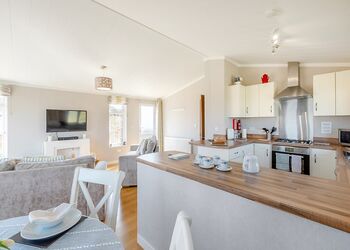 Beech Lodge - New Oaks Farm Lodges, West Lydford, Nr Glastonbury