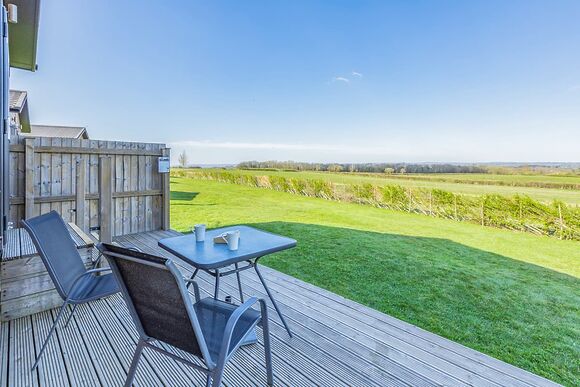 Maple Lodge - New Oaks Farm Lodges, West Lydford, Nr Glastonbury