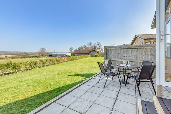 Ash Lodge - New Oaks Farm Lodges, West Lydford, Nr Glastonbury