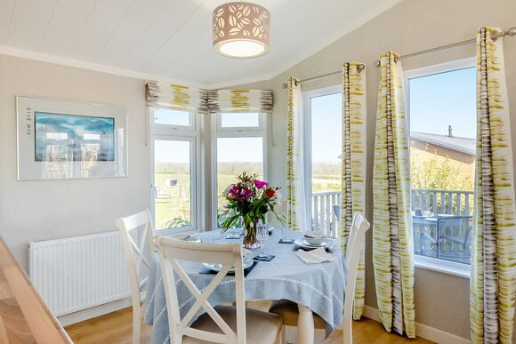 Beech Lodge - New Oaks Farm Lodges, West Lydford, Nr Glastonbury