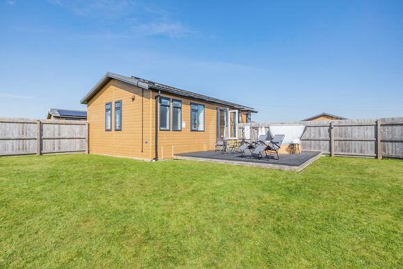 Chestnut Lodge - New Oaks Farm Lodges, West Lydford, Nr Glastonbury