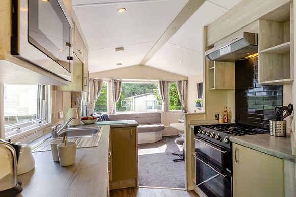 Bronze Caravan with parking P, Bronze Caravan with parking 3 - Newquay Holiday Park, Newquay