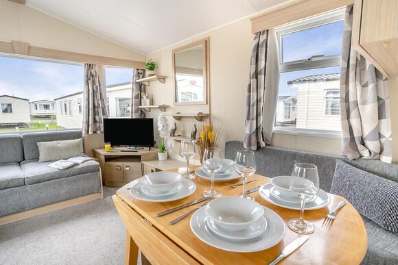 Bronze 2 Bedroom Caravan, Sleeps 6 P, Bronze 2 Bedroom Caravan, Sleeps 6 - Newquay Holiday Park, Newquay