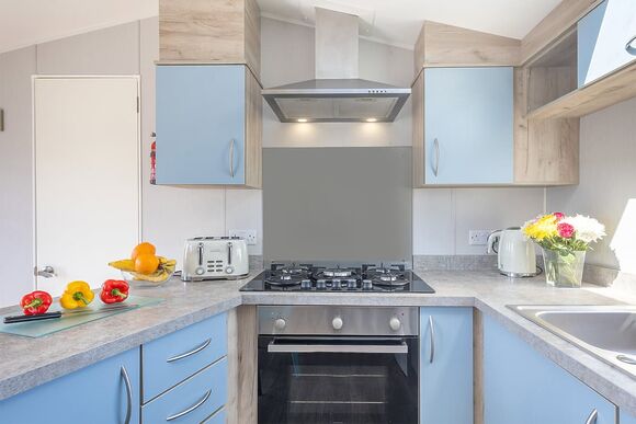 Gold Caravan with parking P, Gold Caravan with parking - Newquay Holiday Park, Newquay