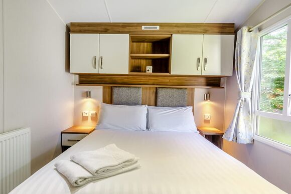 Silver Premium 2 Bedroom Caravan, Sleeps 6 - Newquay Holiday Park, Newquay