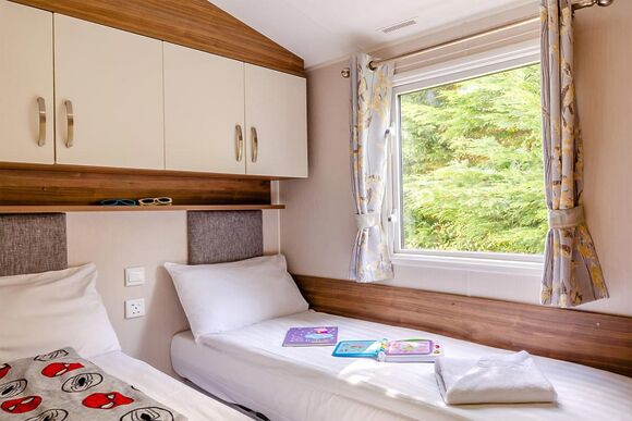 Silver Premium Caravan with parking - Newquay Holiday Park, Newquay