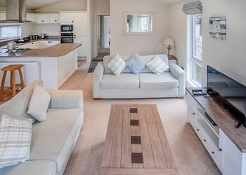 Bronze Spa - Alder Country Park, North Walsham 