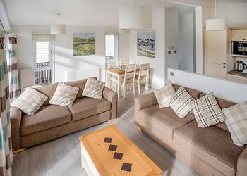 Bronze Spa Pet - Alder Country Park, North Walsham