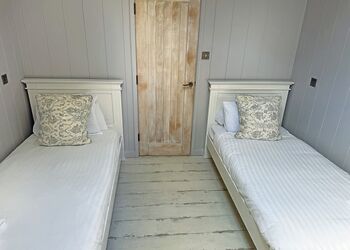 Silver Spa Pet - Alder Country Park, North Walsham