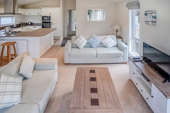 Bronze Spa - Alder Country Park, North Walsham 