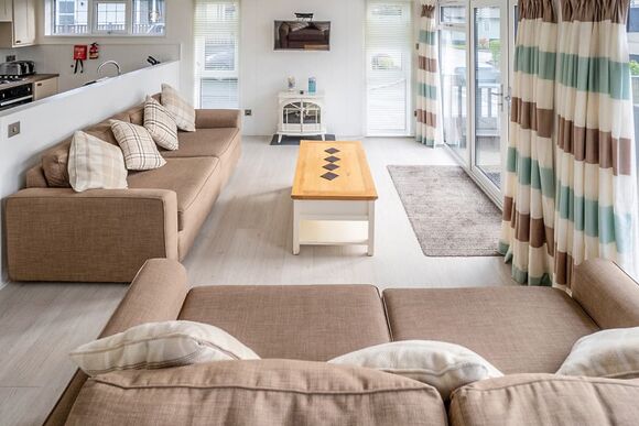 Bronze Spa Pet - Alder Country Park, North Walsham 