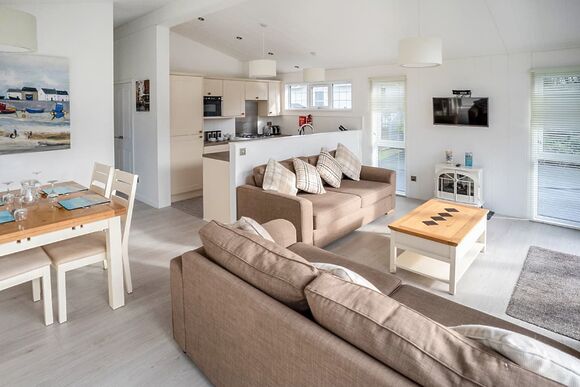 Bronze Spa Pet - Alder Country Park, North Walsham