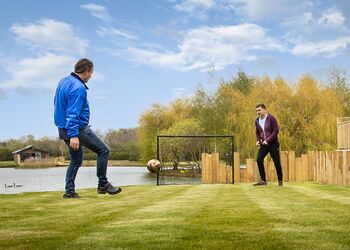 Goldfinch Lodge - Noahs Retreat, Laceby