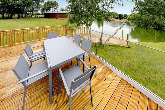 Goldfinch Lodge - Noahs Retreat, Laceby