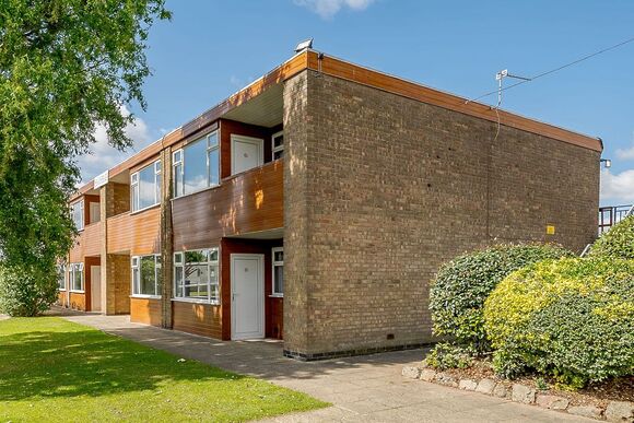 Shakespeare First Floor Apartment - North Shore Holiday Park, Roman Bank, Skegness