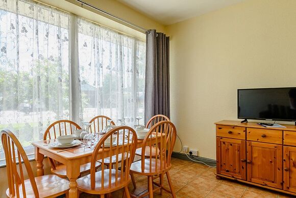 Tennyson First Floor Apartment - North Shore Holiday Park, Roman Bank, Skegness