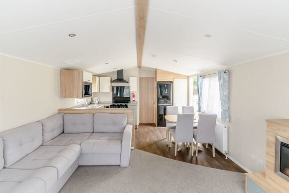 Gold 6 Caravan - North Shore Holiday Park, Roman Bank, Skegness