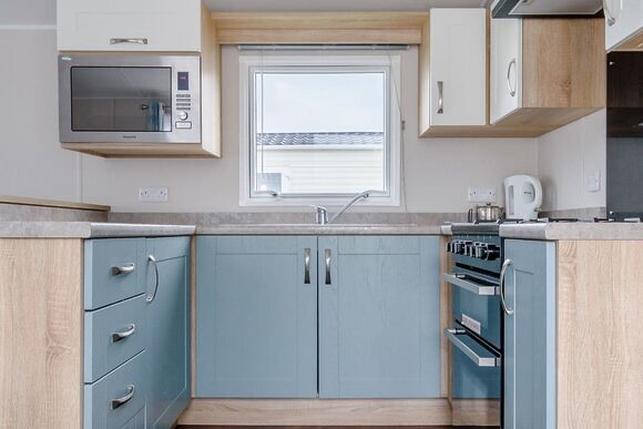 Gold 6 Caravan - North Shore Holiday Park, Roman Bank, Skegness