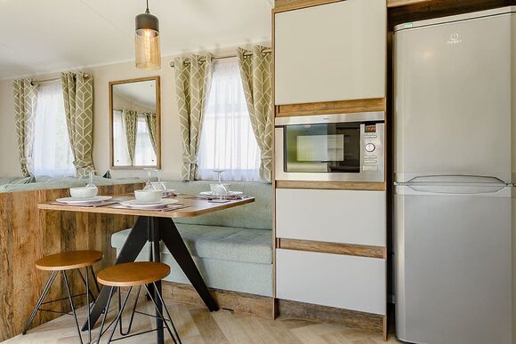 Gold 6 Caravan (Pet) - North Shore Holiday Park, Roman Bank, Skegness