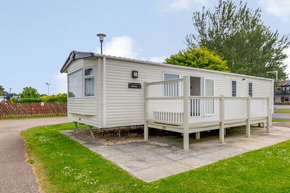 Gold 8 Caravan - North Shore Holiday Park, Roman Bank, Skegness