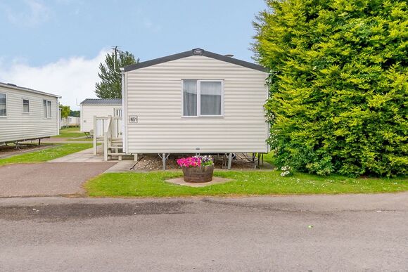 Gold 8 Caravan - North Shore Holiday Park, Roman Bank, Skegness