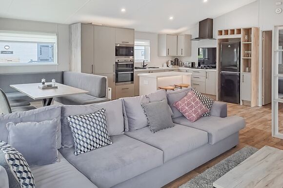 Platinum 2 bed Lodge - North Shore Holiday Park, Roman Bank, Skegness