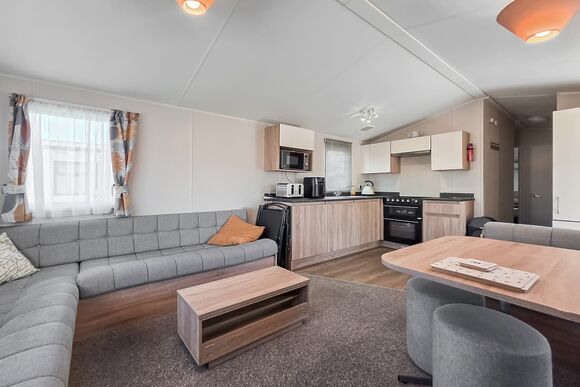 Silver Caravan 8 Berth (Pet) - North Shore Holiday Park, Roman Bank, Skegness