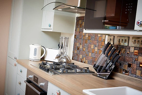 Fully equipped kitchen within the open-plan design 