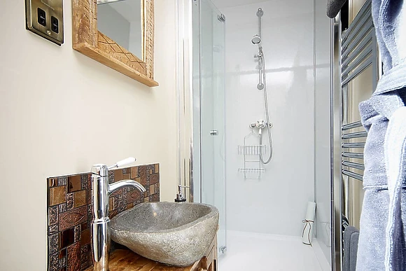 En-suite shower room 