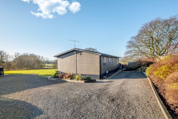 Nunland Hillside Lodges