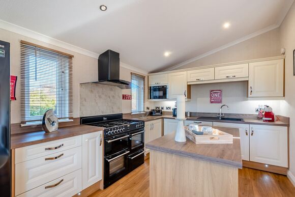 Nunland Hillside Lodges