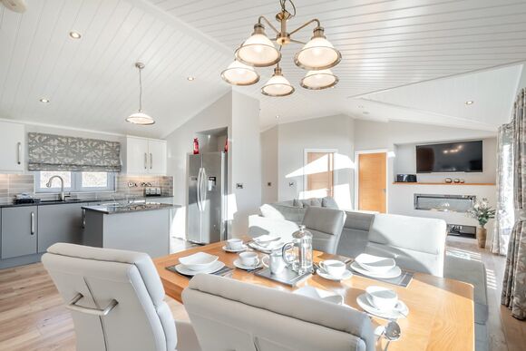 Nunland Hillside Lodges