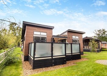 Lexham Premier - Norfolk Woods Resort & Spa, Pentney, King&rsquo;s Lynn