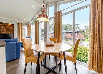 Oxburgh Premier - Norfolk Woods Resort & Spa, Pentney, King&rsquo;s Lynn