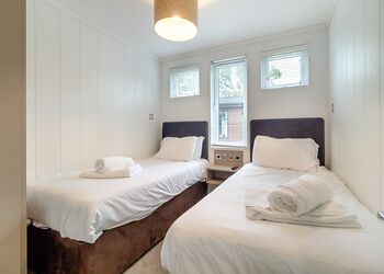 Houghton Premier - Norfolk Woods Resort & Spa, Pentney, King&rsquo;s Lynn