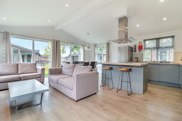 Houghton Premier - Norfolk Woods Resort & Spa, Pentney, King&rsquo;s Lynn