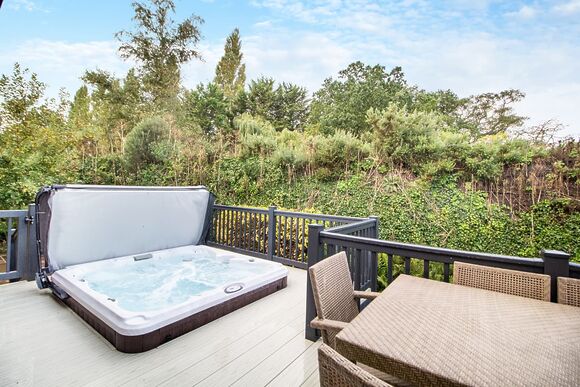 Sandringham Premier - Norfolk Woods Resort & Spa, Pentney, King&rsquo;s Lynn