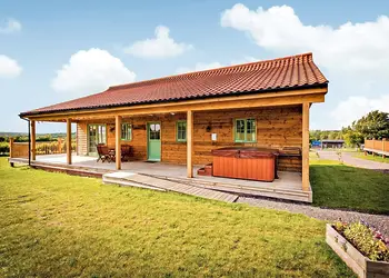 Kingfisher Lodge