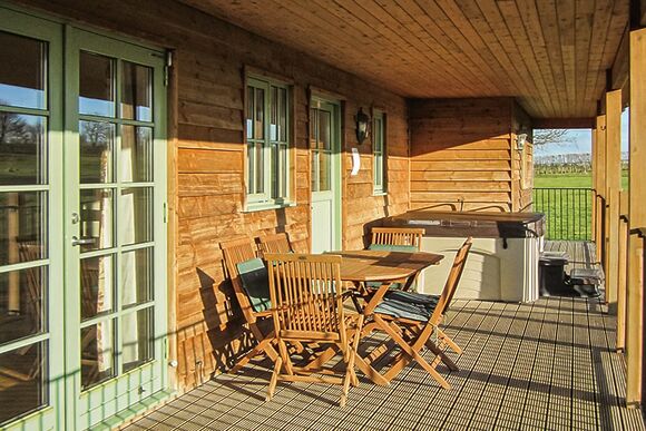 Oak Farm Lodges