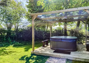 Oathill Farm Lodges, Crewkerne