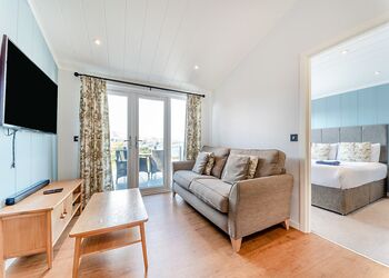 Oban Hot Tub Lodge 1 - Oban Holiday Park, Oban